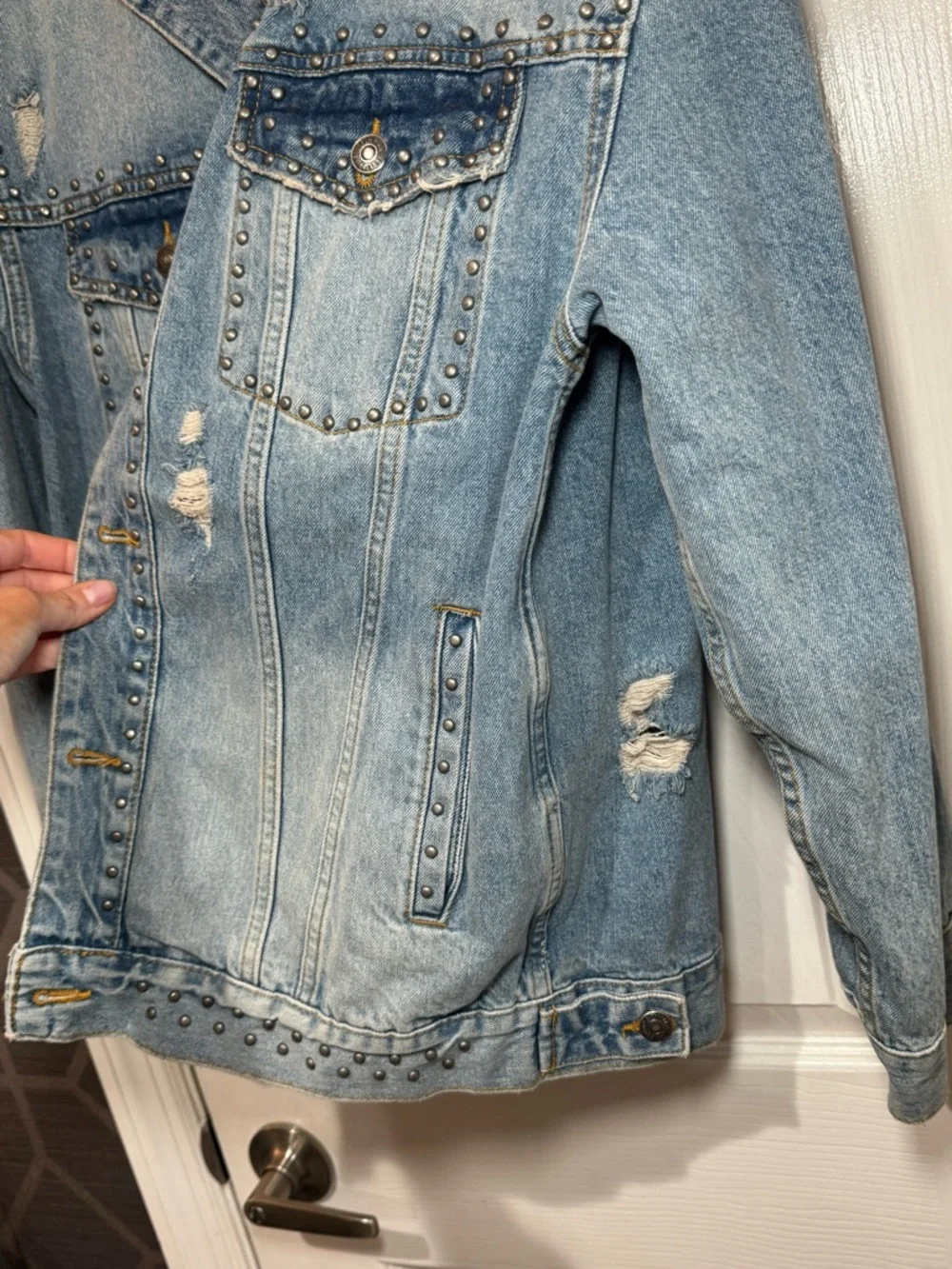 *RARE* Free People Studded Distressed embellished, Jean/denim jacket - Picture 7 of 9
